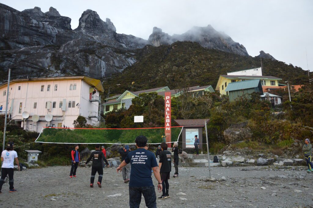 Mount Kinabalu schellter, schornisko