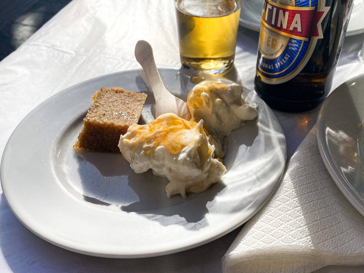 Halva z semoliny w atenach